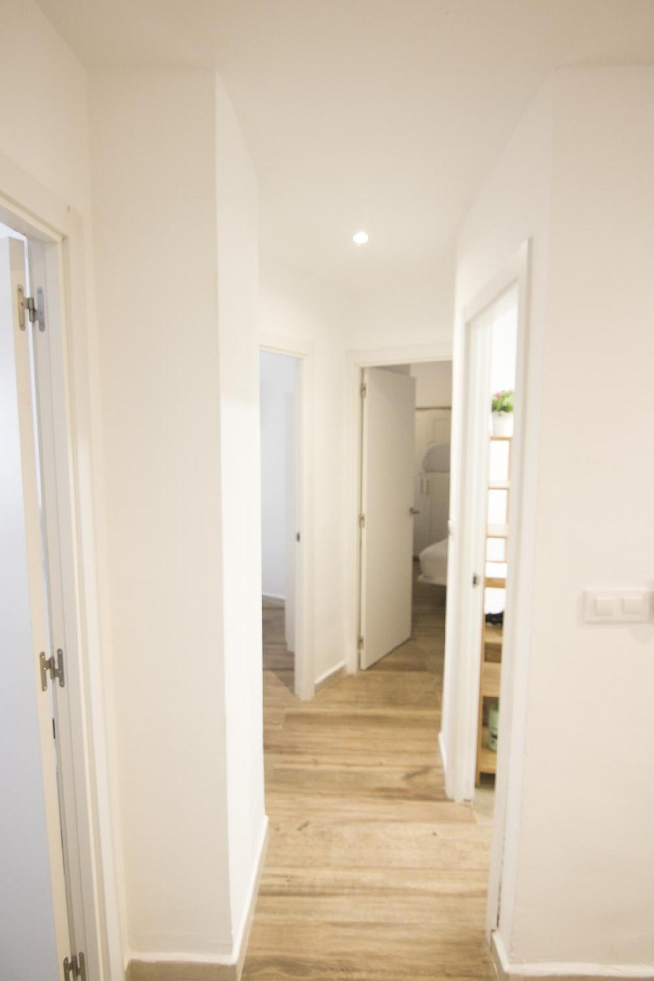 Rentalsevilla Ensenada Apartament Sewilla